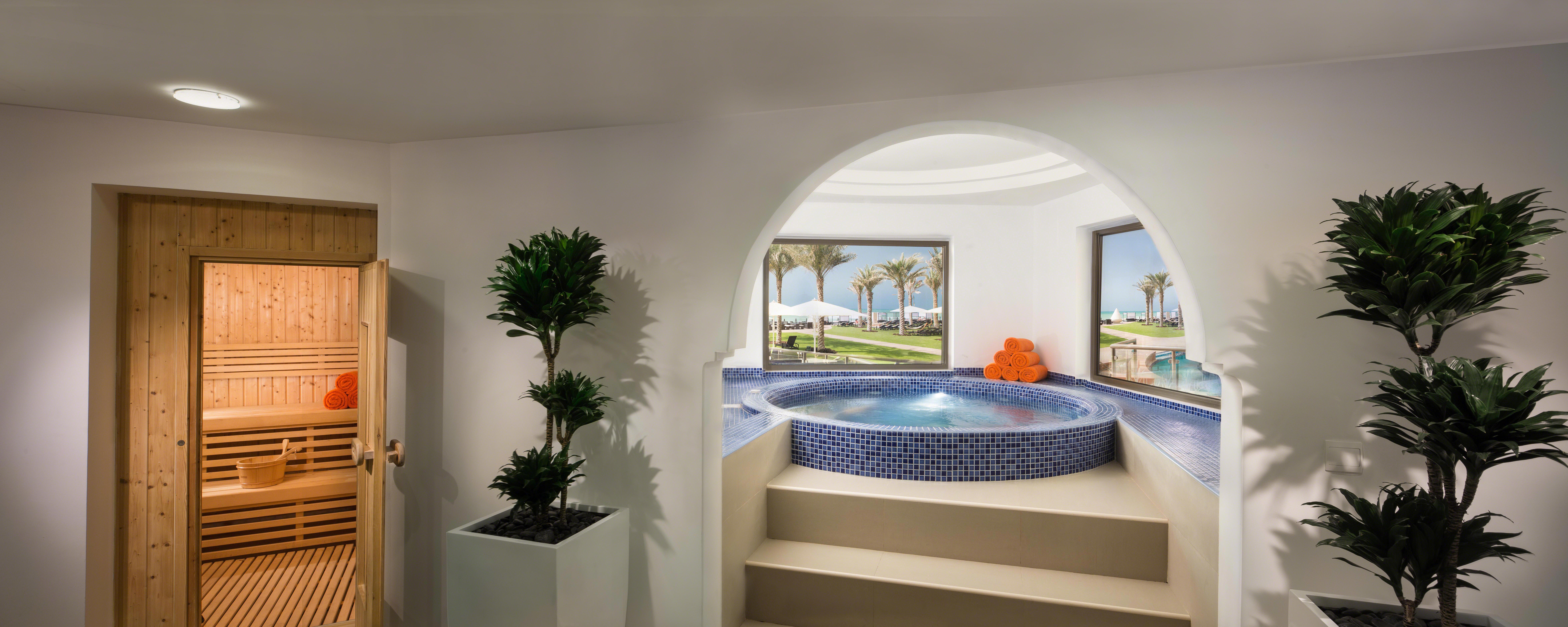 Bahi Ajman Palace Hotel Buitenkant foto A spa at the Hilton Sharm El Sheikh