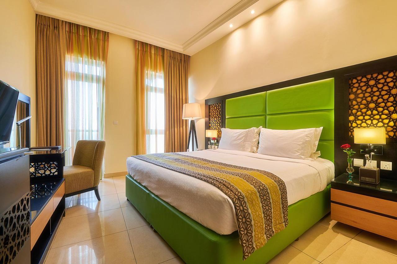 Bahi Ajman Palace Hotel Buitenkant foto